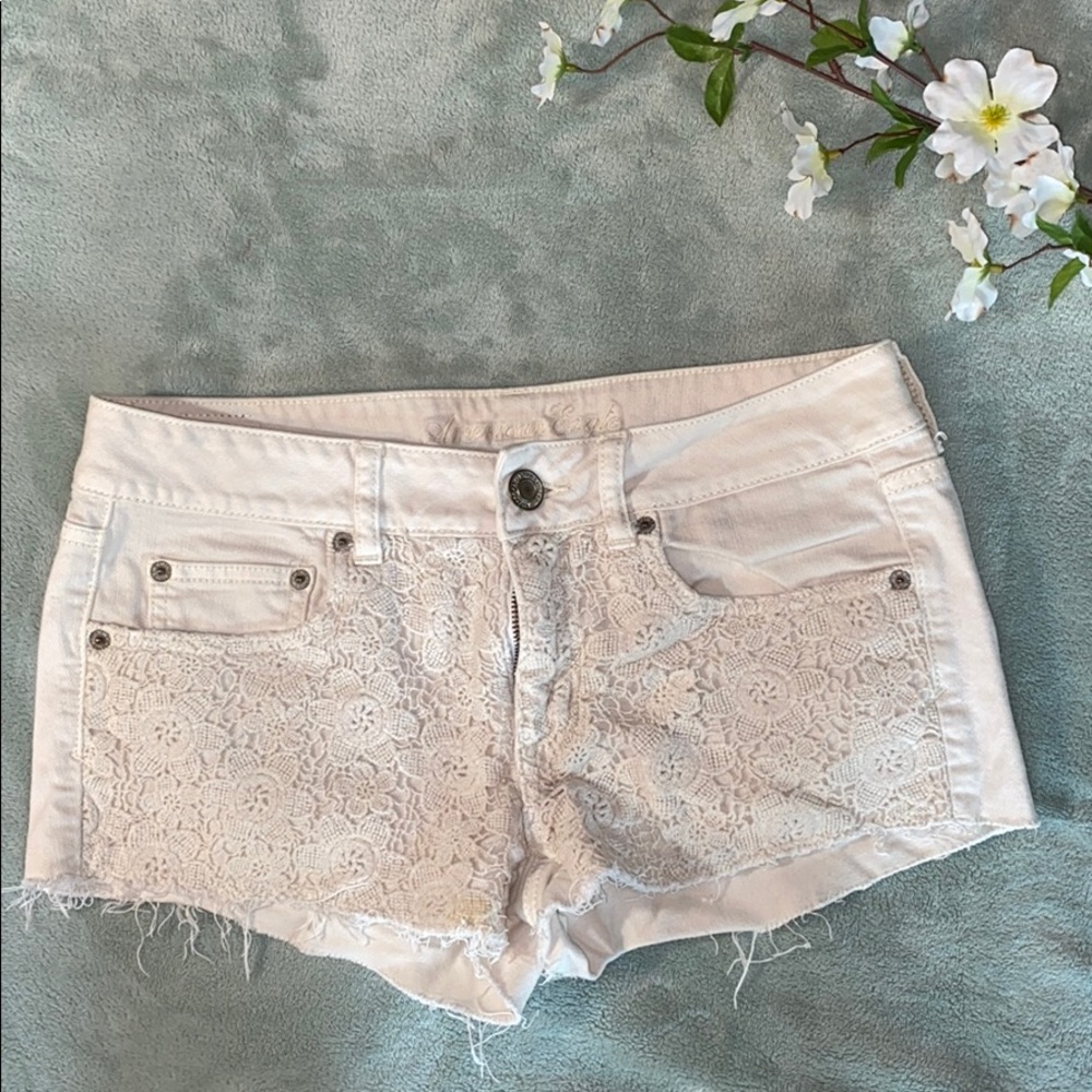 American Eagle Crochet Shorts Size 6